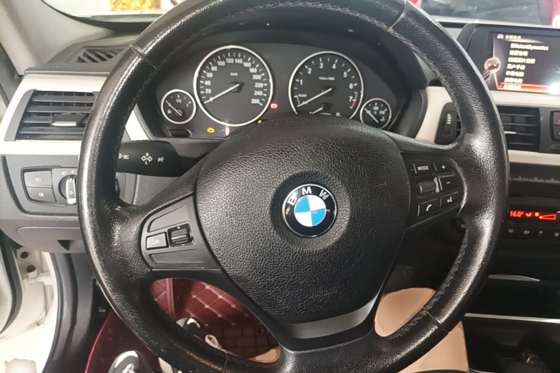 BMW 3 Series 2015 #16 BMW 3 Series 2015 car image #16