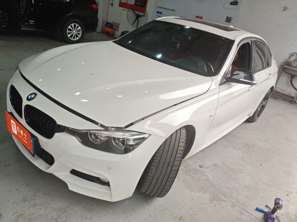 BMW 3 Series 2019 car image 