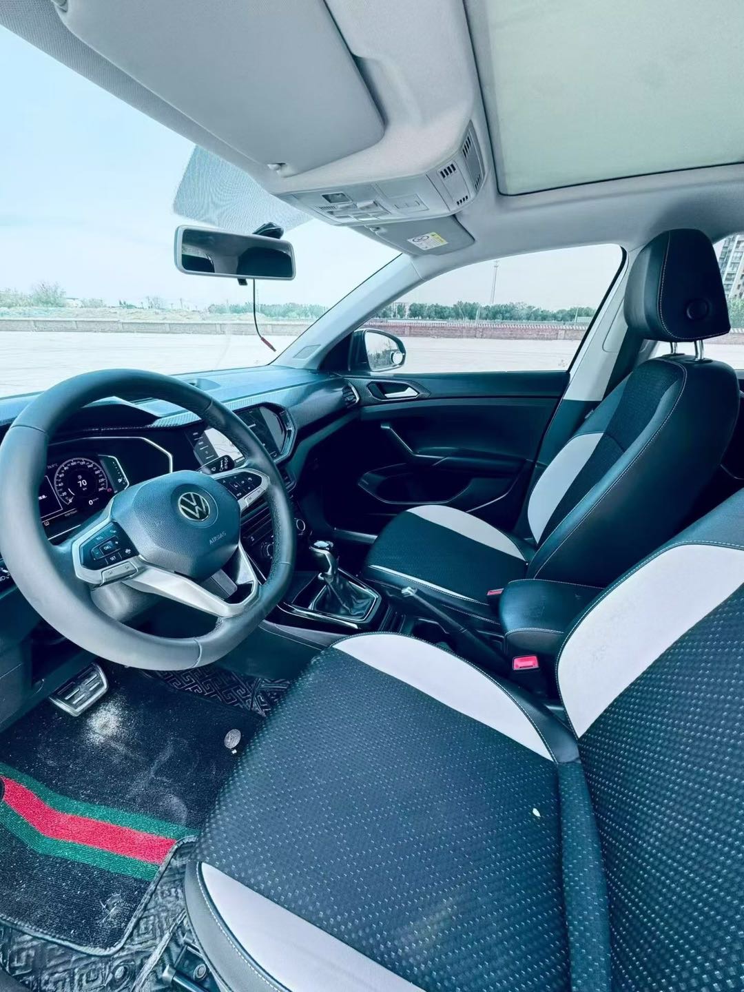 Volkswagen Tacqua 2021 car image #5