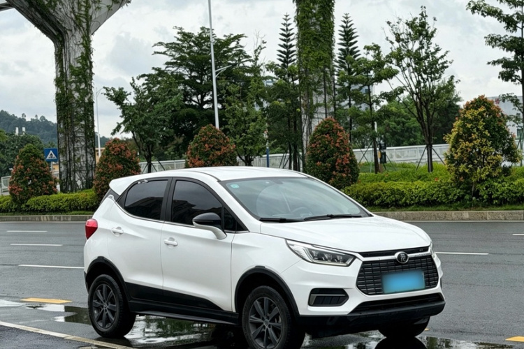 BYD Yuan New Energy 2019 immagine di auto #6