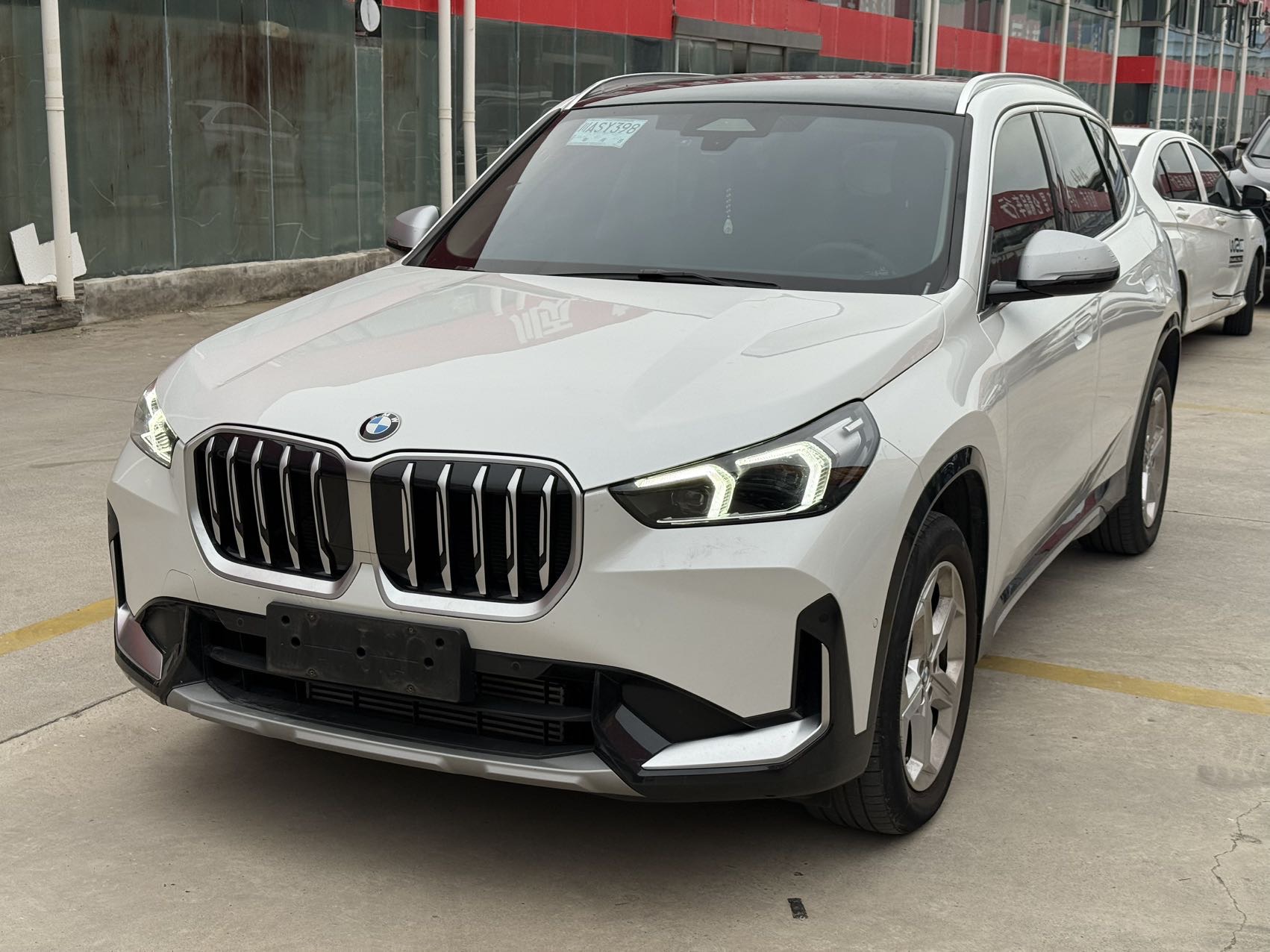 BMW X1 2023 BMW X1 2023 car image