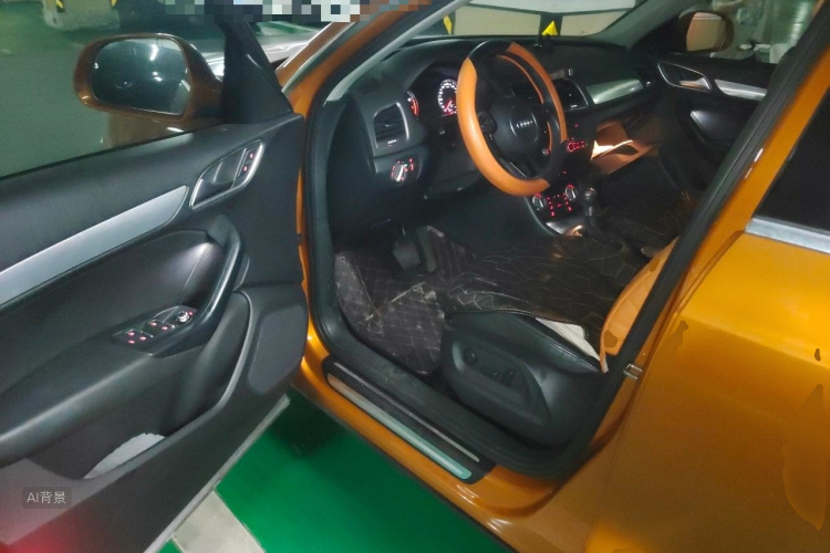Audi Q3 2016 car image #18
