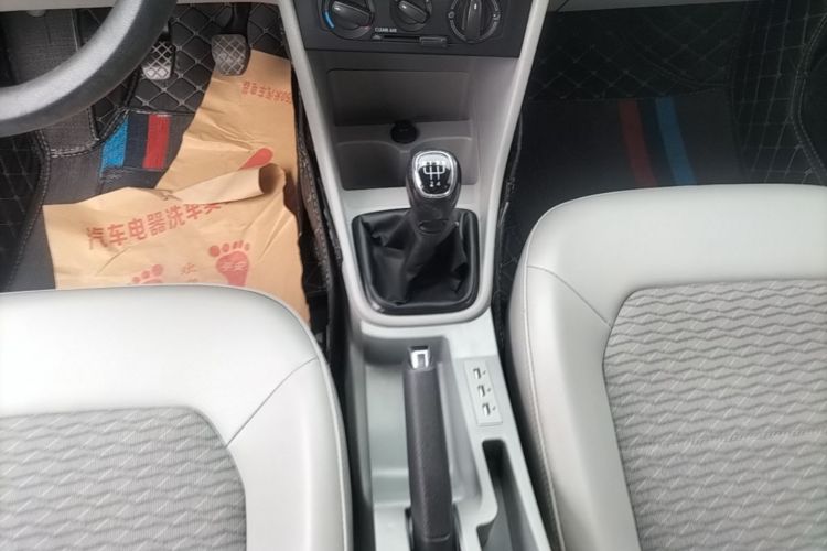 2017 immagine di auto #14