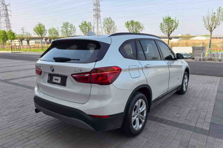 BMW X1 2017 #7 BMW X1 2017 car image #7
