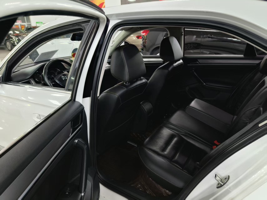 Volkswagen Bora 2016 #6 Volkswagen Bora 2016 car image #6