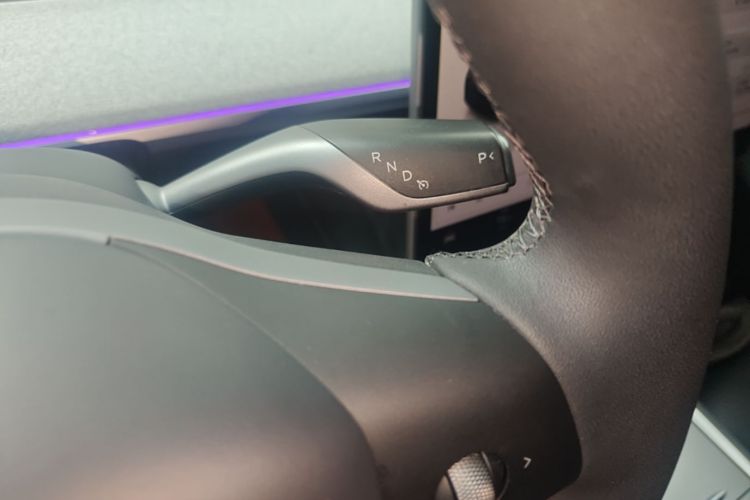 Tesla Model Y 2024 #14 Tesla Model Y 2024 car image #14