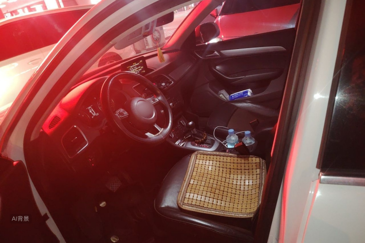 Audi Q3 2018 #17 Audi Q3 2018 car image #17