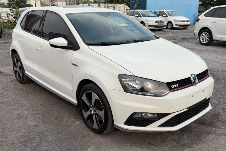 Volkswagen Polo 2016 #6 Volkswagen Polo 2016 car image #6