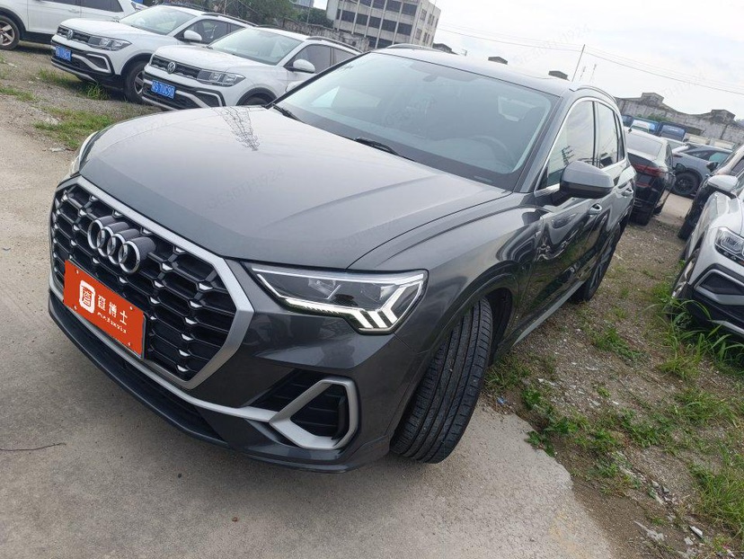 Audi Q3 2023 Audi Q3 2023 car image