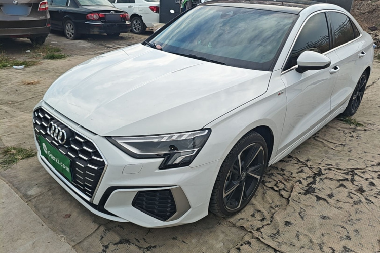 Audi A3 2021 car image #2