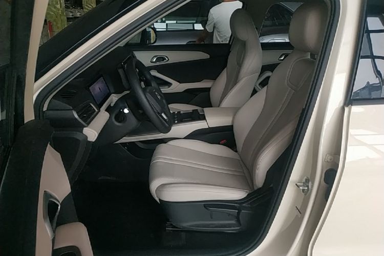 BYD YuanUP 2026 #15 BYD YuanUP 2026 car image #15