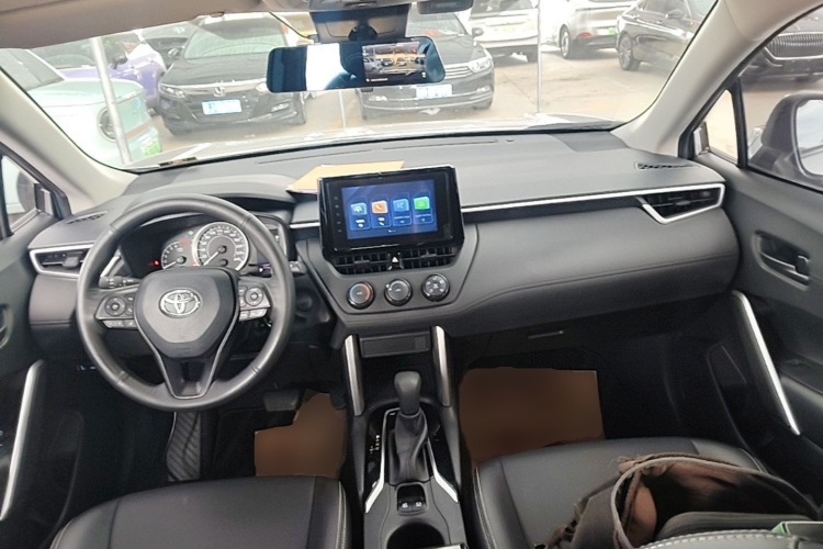 Toyota Corolla Cross 2022 car image #10