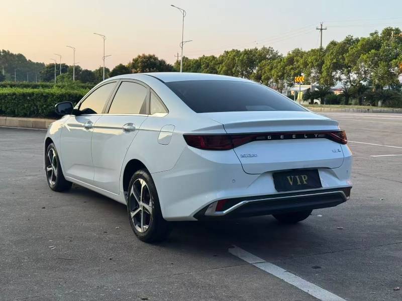 GEELY Emgrand L 2022 car image #5