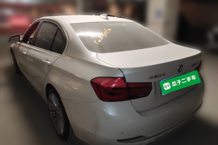 BMW 3 Series 2018 #5 BMW 3 Series 2018 car image #5