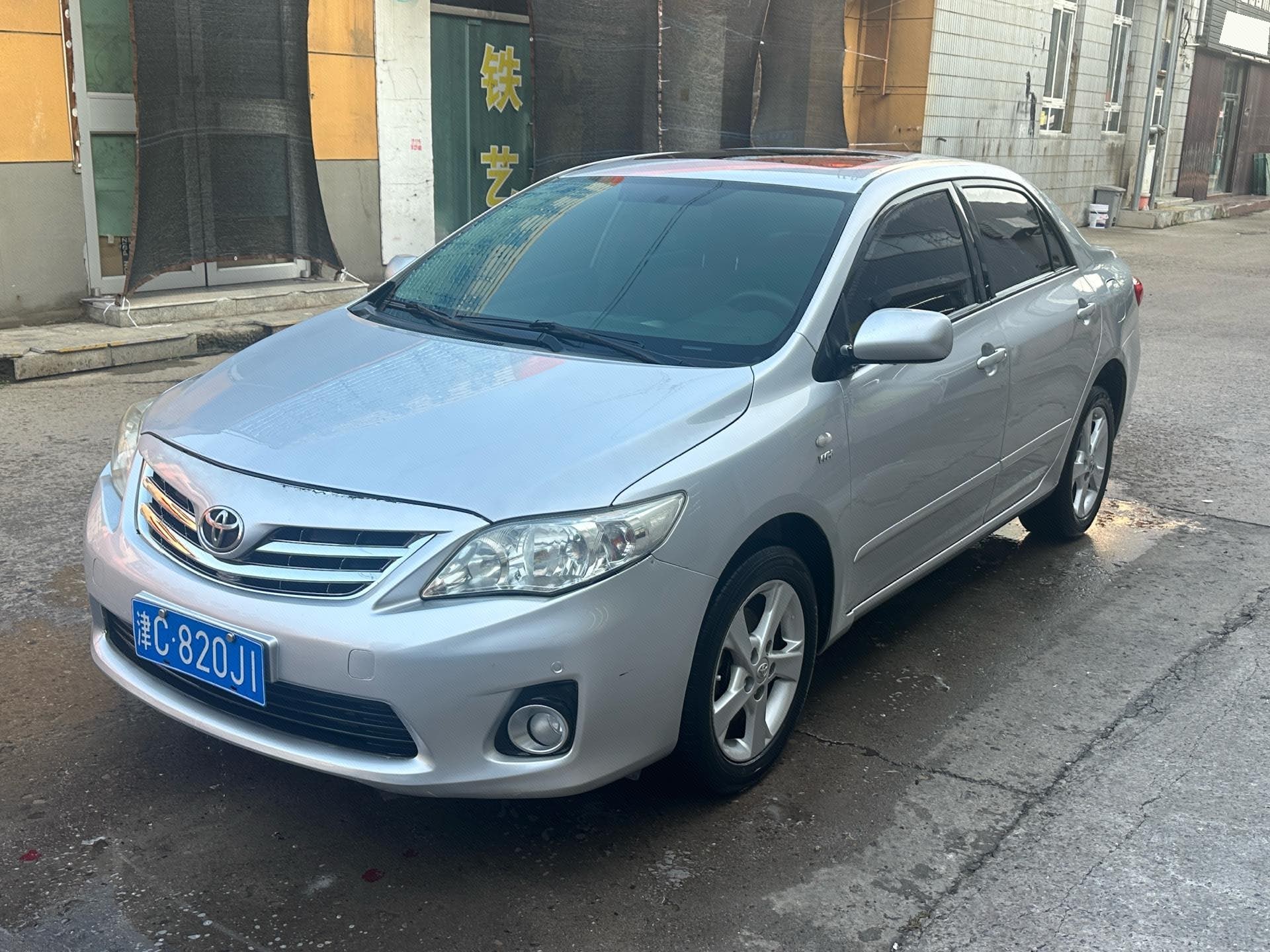 Toyota Corolla 2011 Toyota Corolla 2011 car image