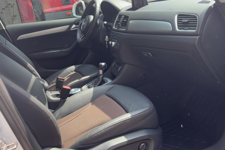 Audi Q3 2016 #10 Audi Q3 2016 car image #10