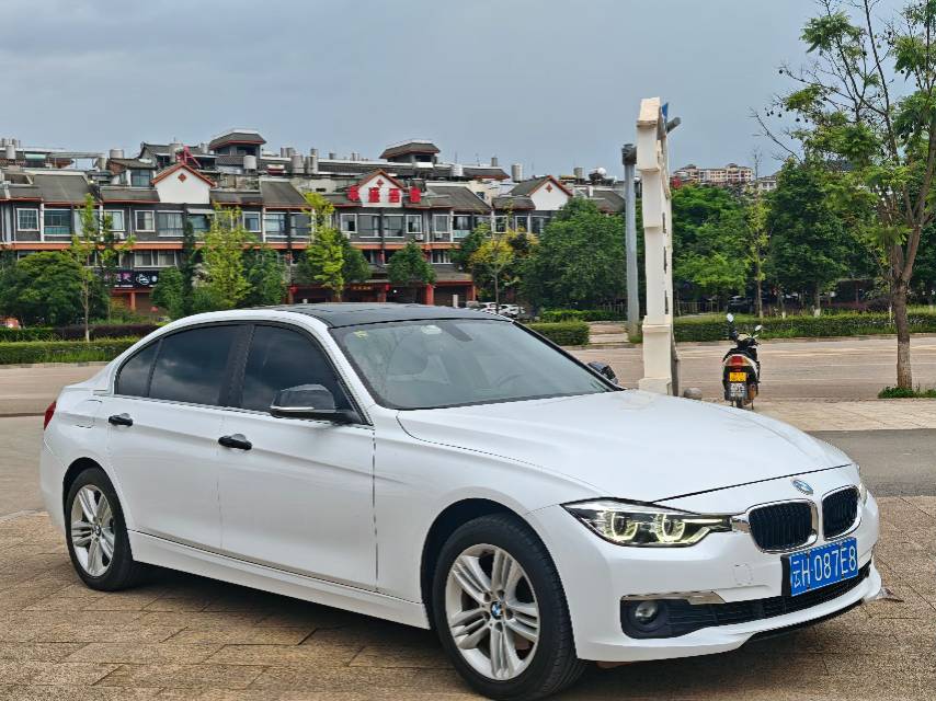 BMW 3 Series 2017 #3 BMW 3 Series 2017 car image #3
