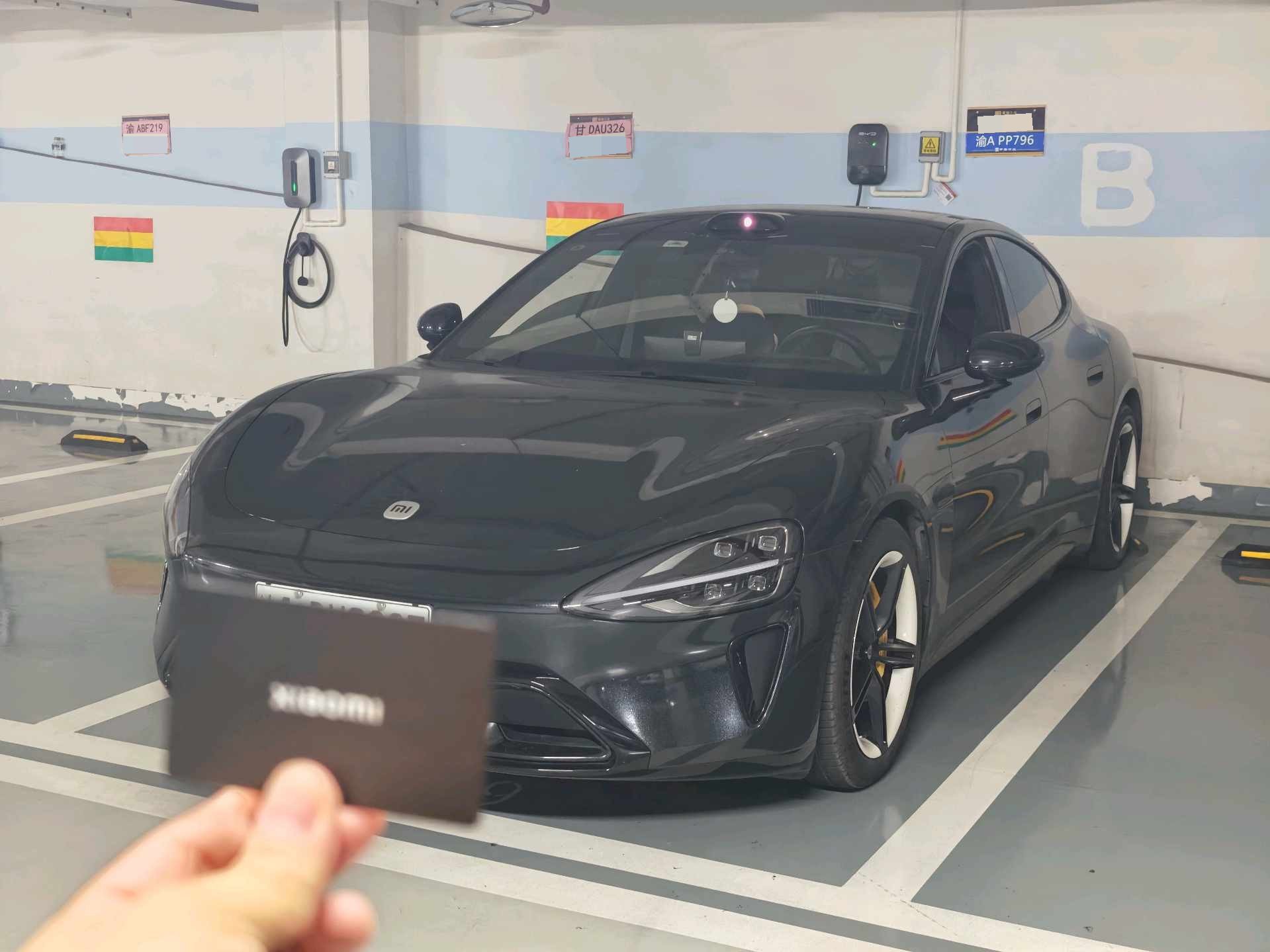 MI SU7 2025 car image 
