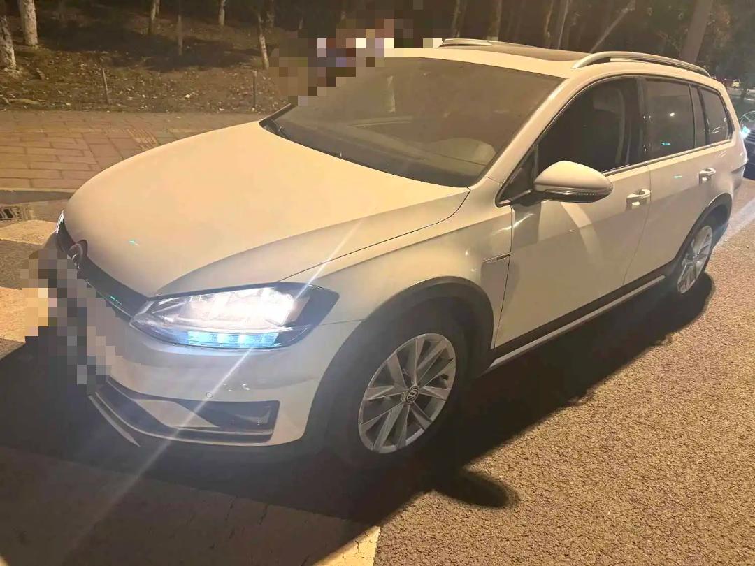 Volkswagen Golf (Imported) 2019 Volkswagen Golf (Imported) 2019 car image
