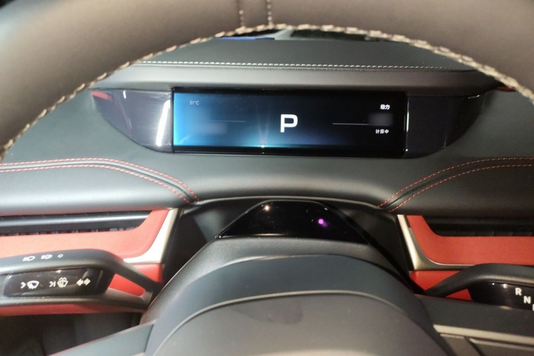 MI SU7 2024 car image #16