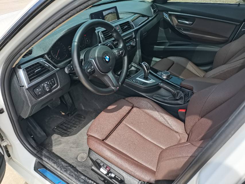 BMW 3 Series 2019 #4 BMW 3 Series 2019 car image #4