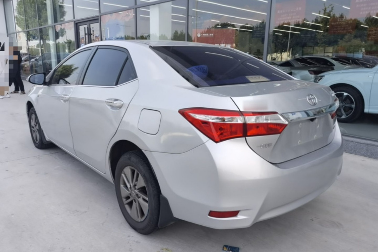Toyota Corolla 2015 car image #5