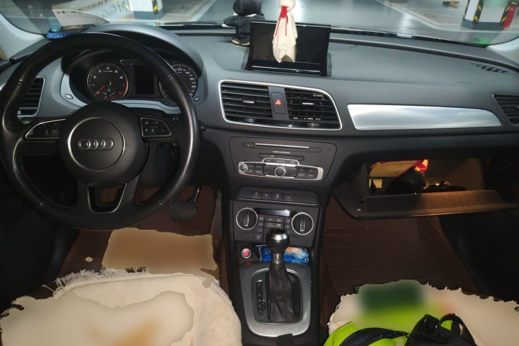 Audi Q3 2016 #7 Audi Q3 2016 car image #7