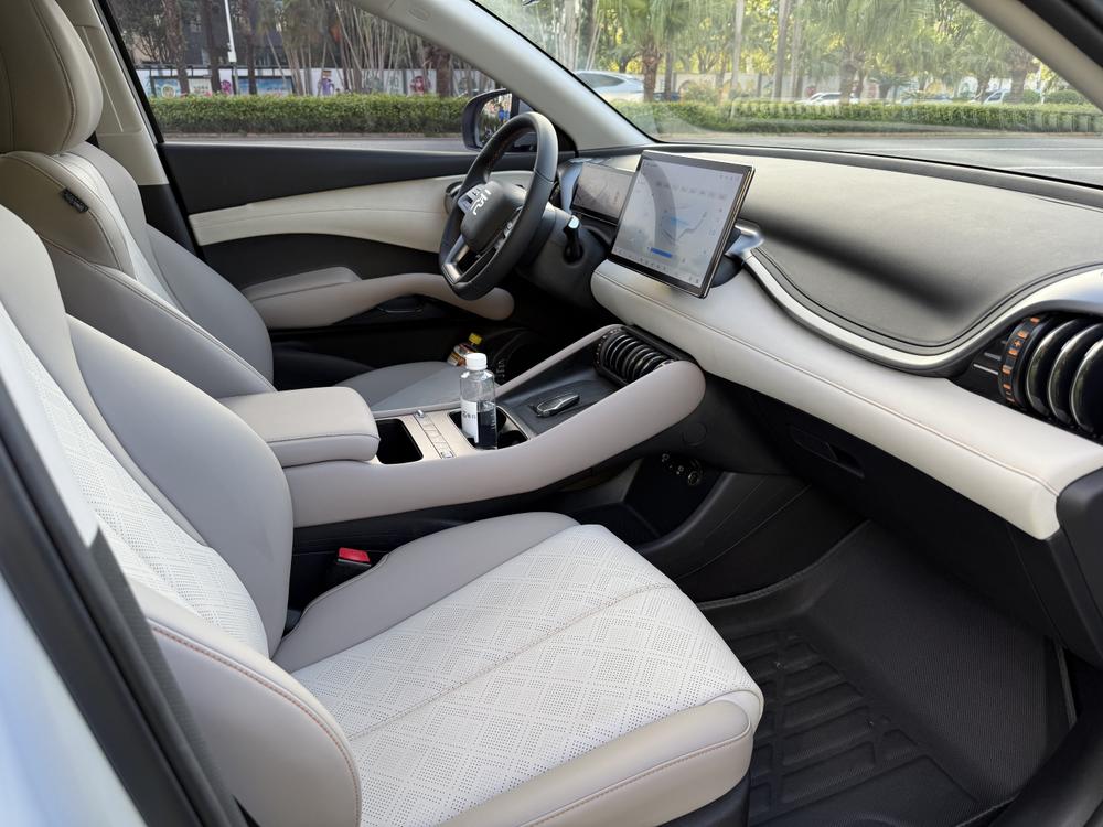 BYD Yuan Plus 2025 immagine di auto #13
