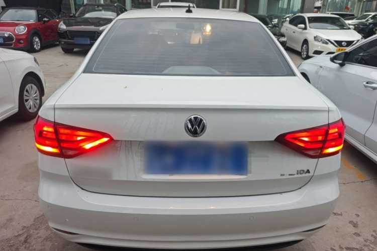 Volkswagen Lavida 2023 car image #6