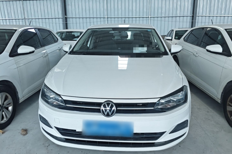 Volkswagen Polo 2023 car image #3