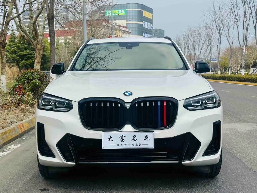 BMW X3 2022 car image #2