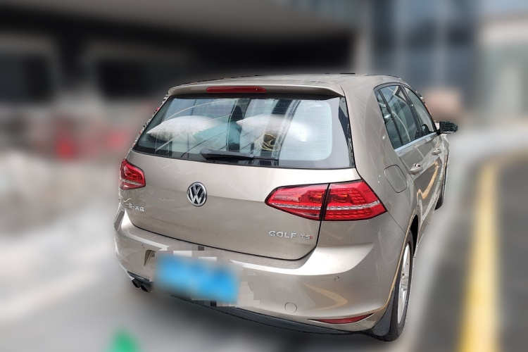 Volkswagen Golf 2015 car image #7