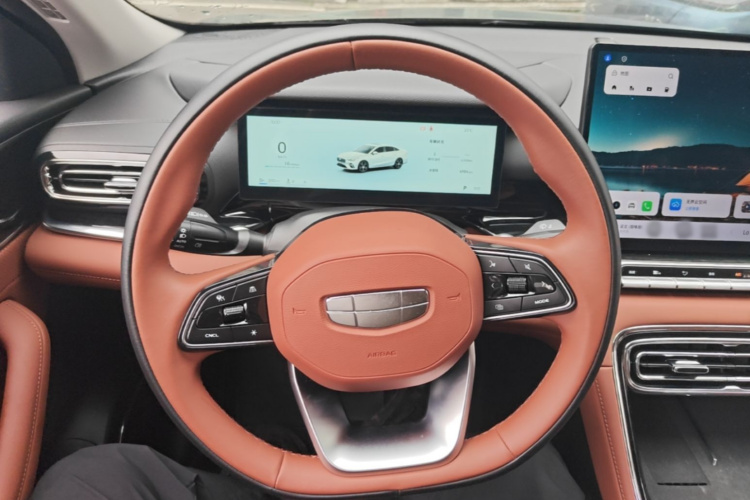 GEELY Emgrand 2025 car image #11