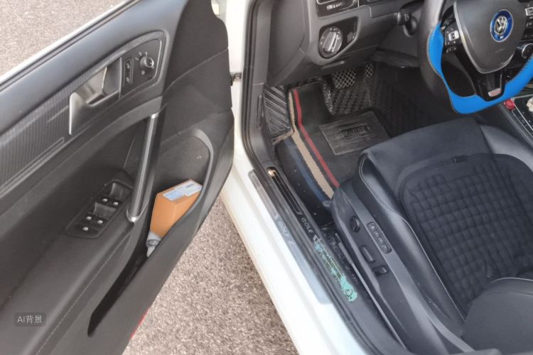 Volkswagen Golf 2020 صورة سيارة #18