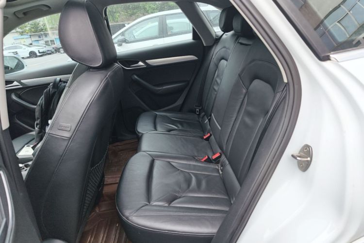 Audi Q3 2014 #17 Audi Q3 2014 car image #17