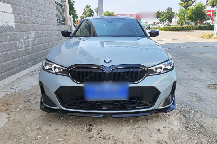 BMW 3 Series 2025 #3 BMW 3 Series 2025 car image #3