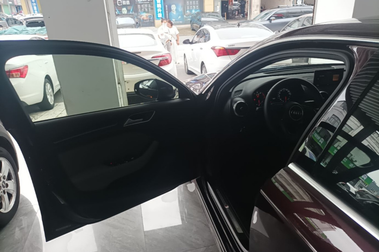 Audi A3 2018 #16 Audi A3 2018 car image #16