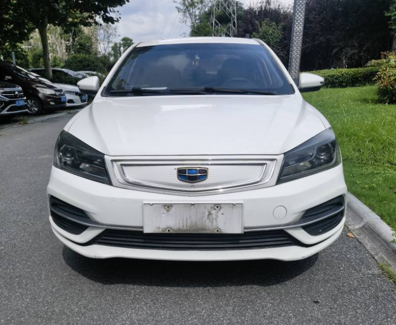 GEELY Emgrand New Energy 2018 #2 GEELY Emgrand New Energy 2018 car image #2