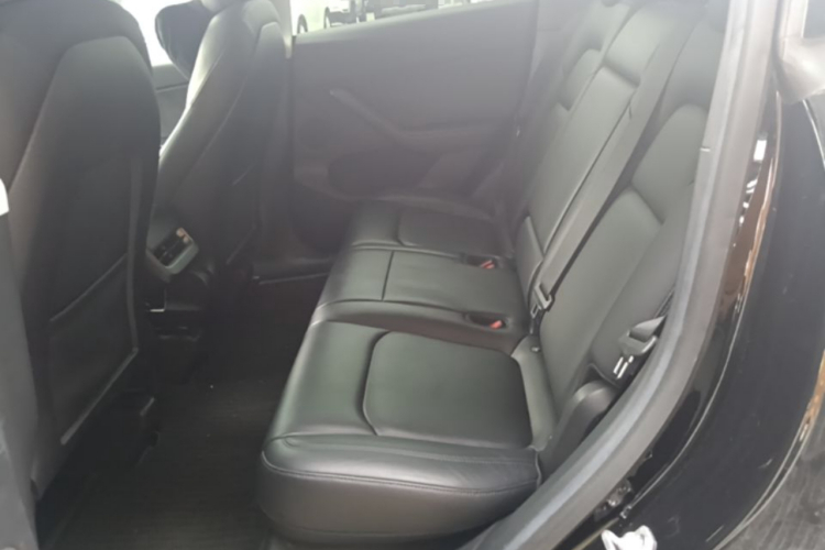 Tesla Model Y 2022 #17 Tesla Model Y 2022 immagine di auto #17