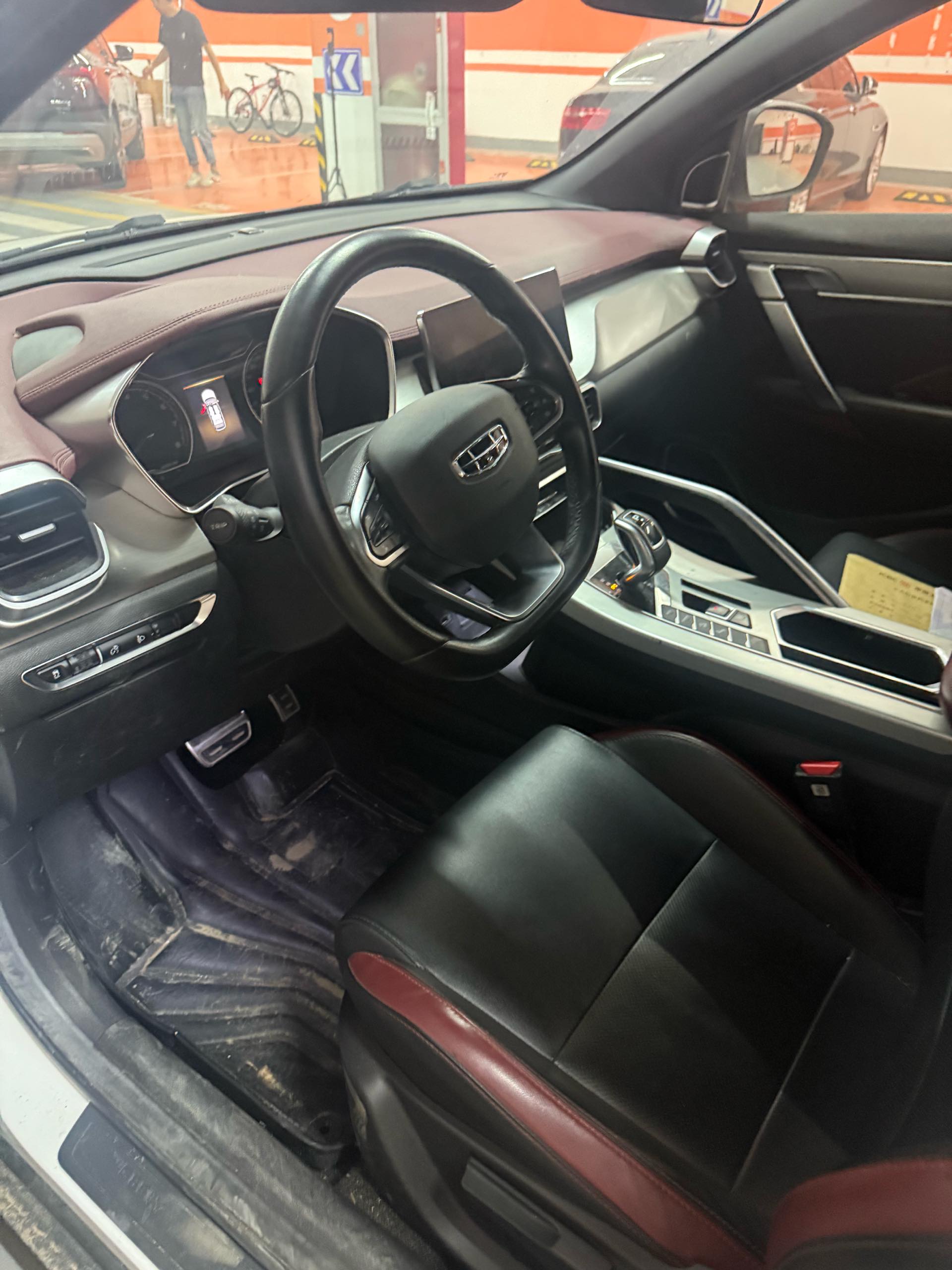 GEELY Coolray 2021 car image #3