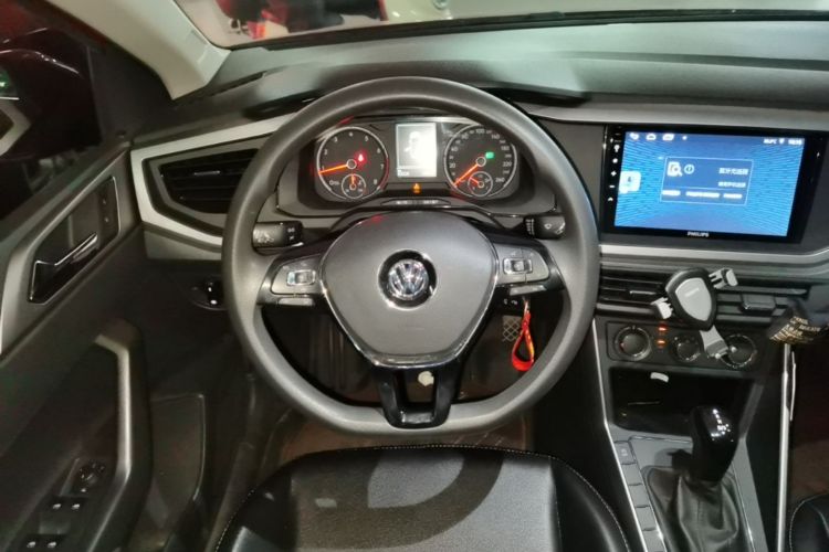 Volkswagen Polo 2020 car image #11