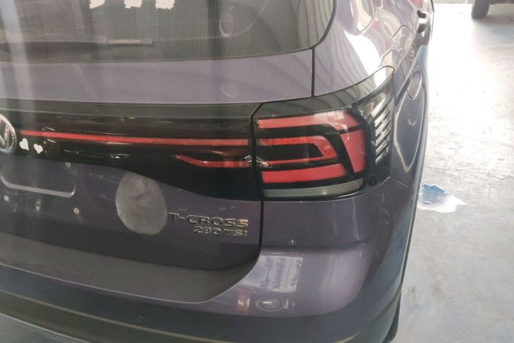 Volkswagen T-Cross 2021 car image #8