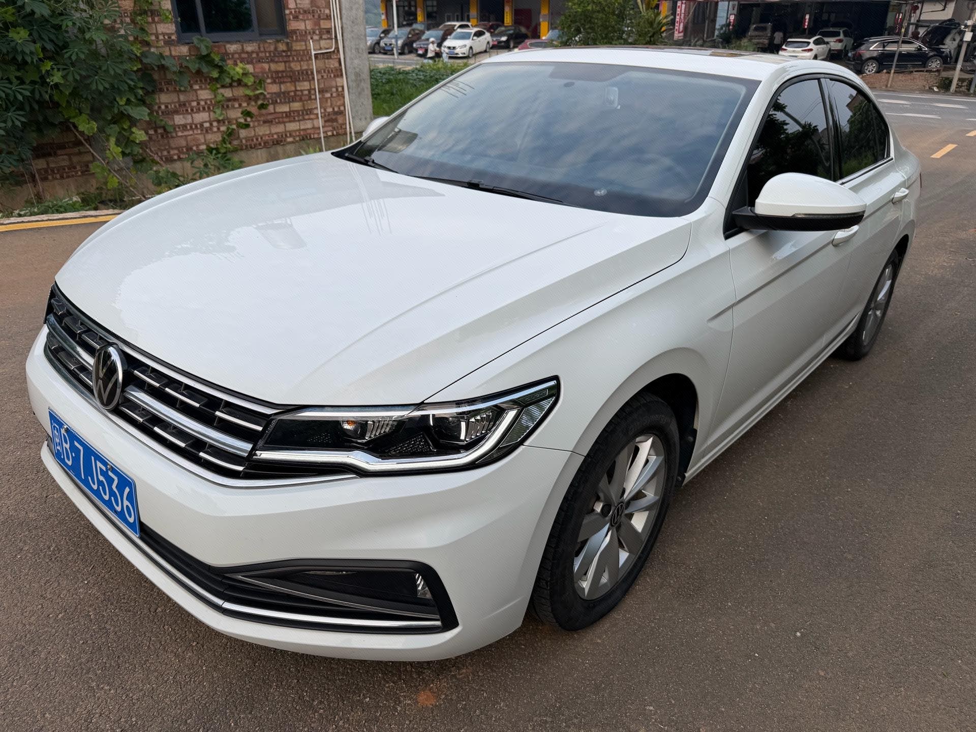 Volkswagen Bora 2021 car image 