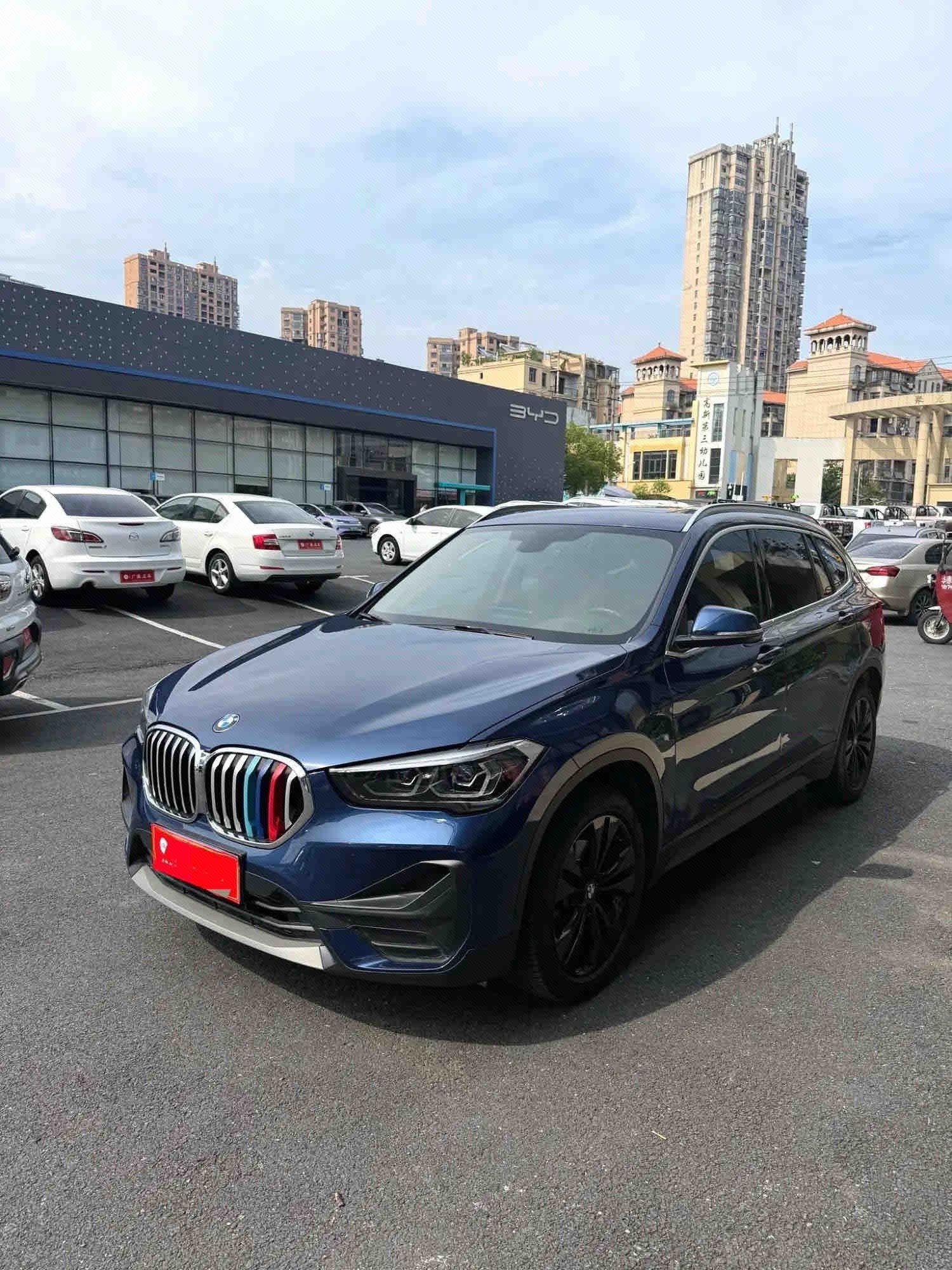 BMW X1 2021 car image 