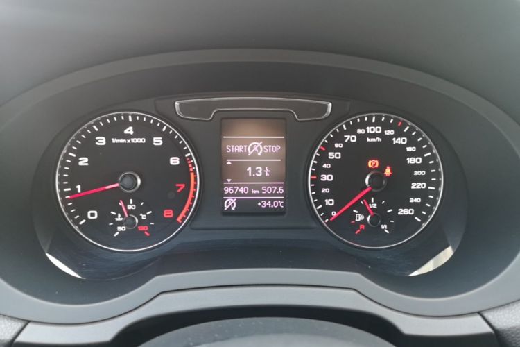 Audi Q3 2019 #12 Audi Q3 2019 car image #12