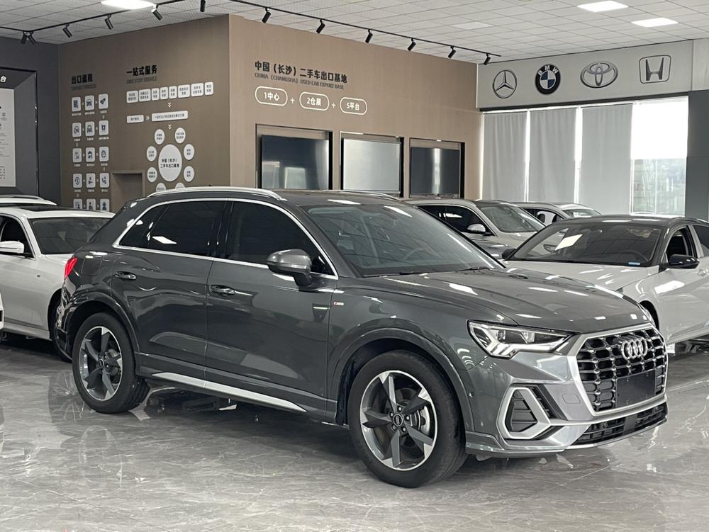 Audi Q3 2023 #3 Audi Q3 2023 car image #3