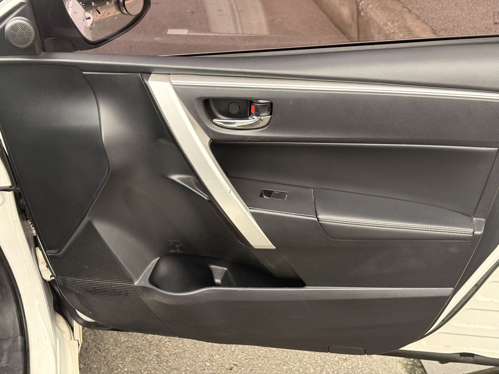 Toyota Corolla 2018 #16 Toyota Corolla 2018 car image #16
