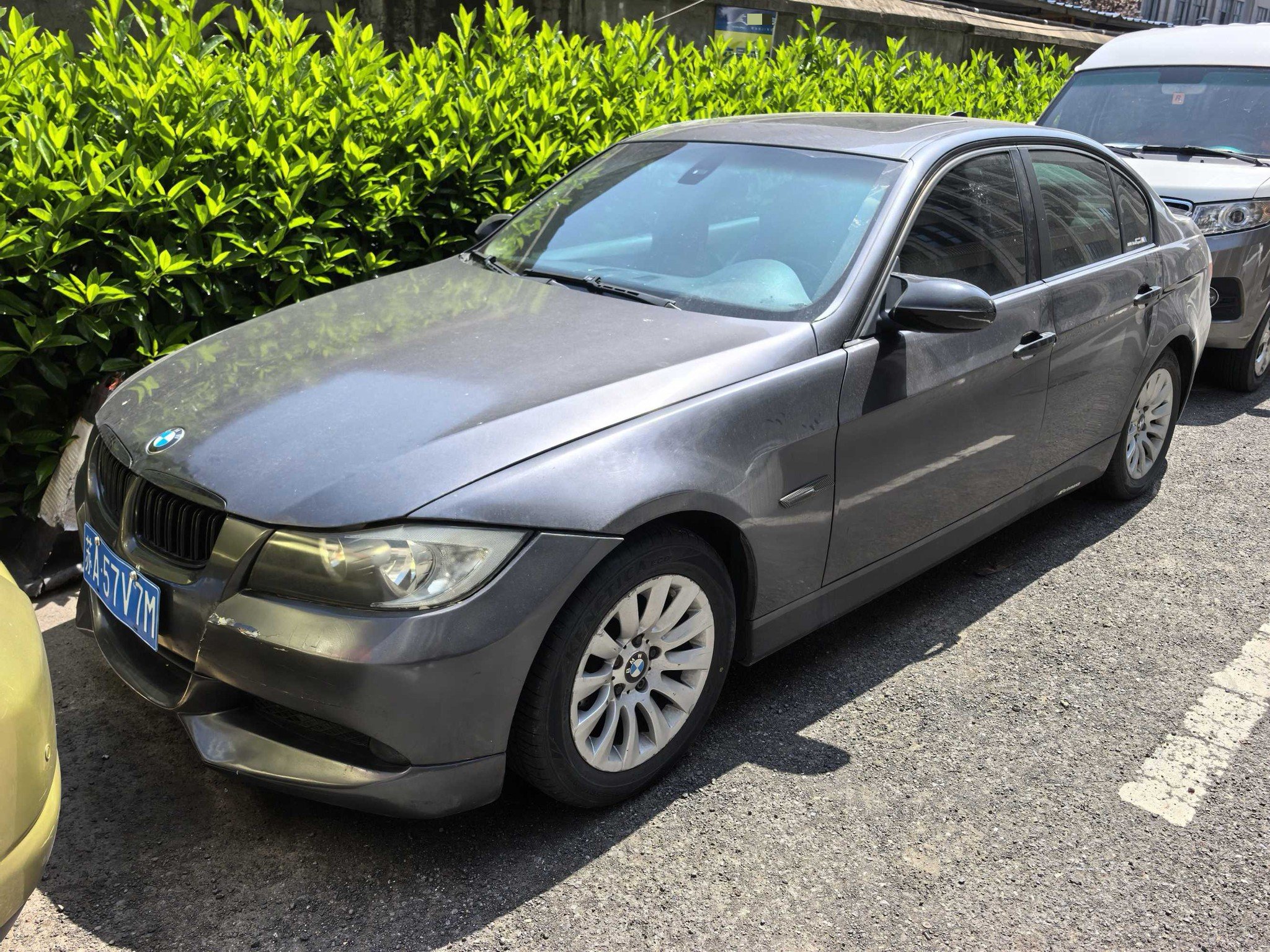 BMW 3 Series 2012 car image 