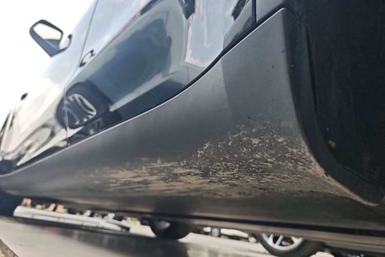 Tesla Model Y 2021 car image #27