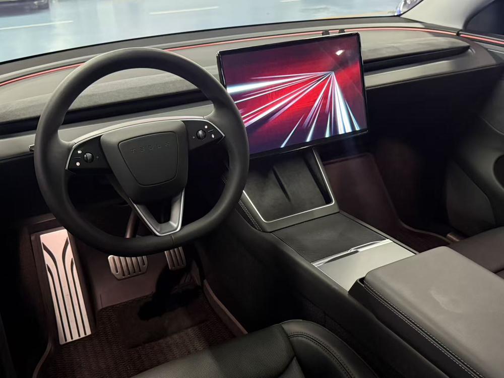 Tesla Model Y 2025 #8 Tesla Model Y 2025 immagine di auto #8